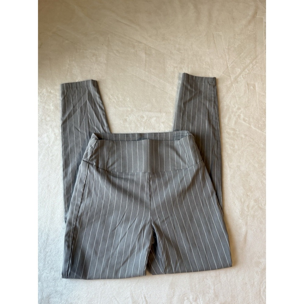 Worthington Women's Gray Striped Pull On‎ Skinny Natural Waist Size 4 Stretch